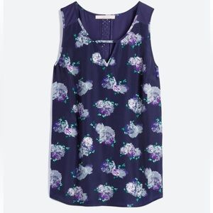 Liano Mixed Materials Back Detailed Top